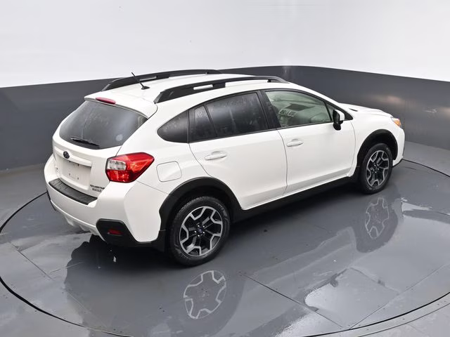 2016 Crystal White Pearl Subaru Crosstrek 2.0i Premium AWD SUV