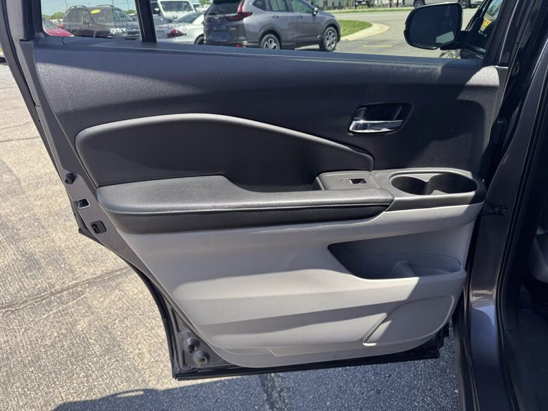 2018 Modern Steel Metallic Honda Pilot EX-L AWD SUV