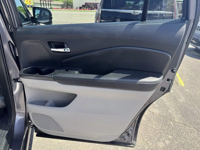 2018 Modern Steel Metallic Honda Pilot EX-L AWD SUV