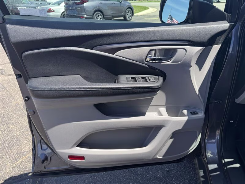 2018 Modern Steel Metallic Honda Pilot EX-L AWD SUV