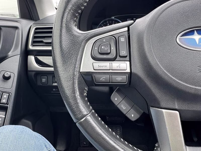 2018 Ice Silver Metallic Subaru Forester 2.5i Limited AWD Crossover