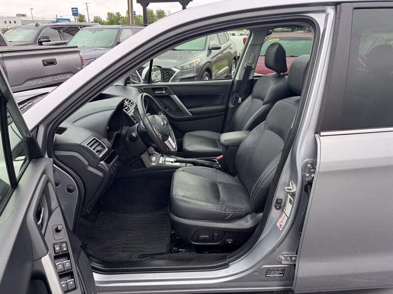 2018 Ice Silver Metallic Subaru Forester 2.5i Limited AWD Crossover