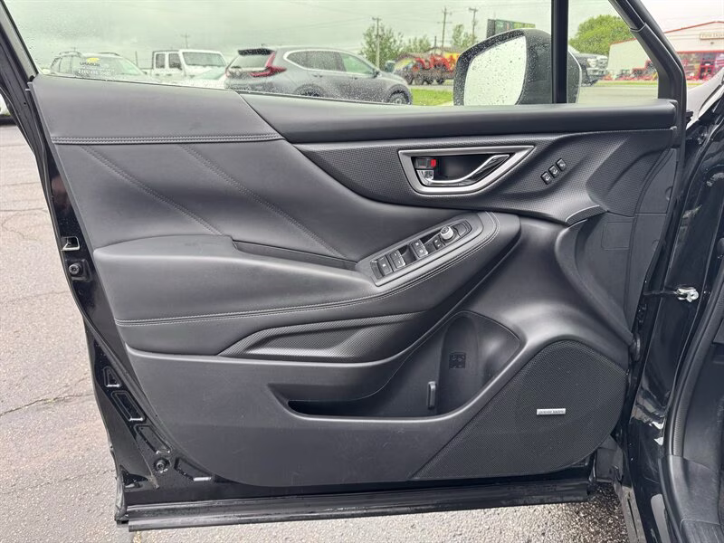 2019 Crystal Black Silica Subaru Forester Touring AWD Crossover