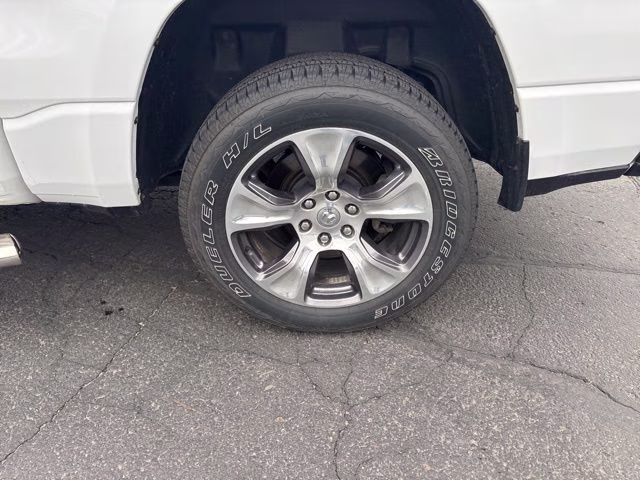 2023 Bright White Clearcoat Ram 1500 Laramie 4X4 Truck
