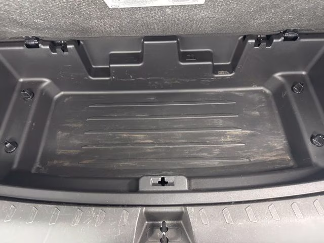 2023 Silver Sage Metallic Chevrolet Traverse LT AWD SUV