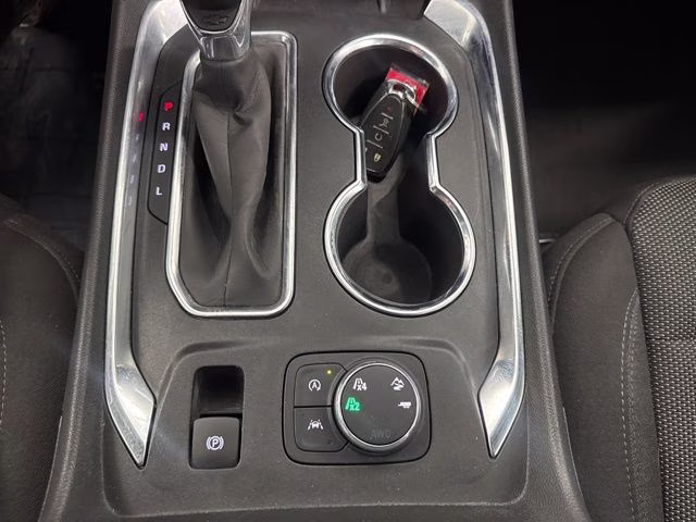 2023 Silver Sage Metallic Chevrolet Traverse LT AWD SUV