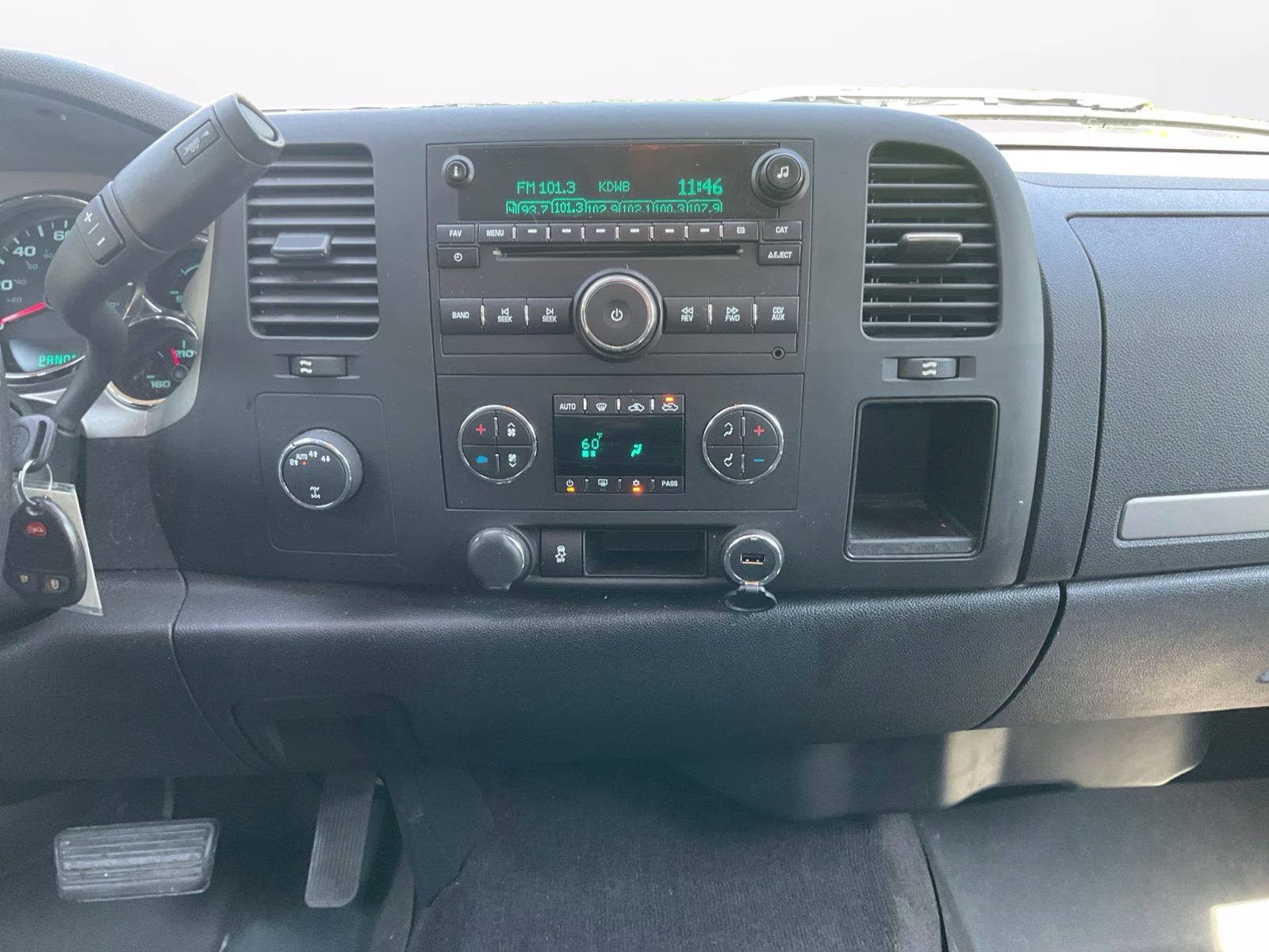 2013 Mocha Steel Metallic GMC Sierra 1500 SLE 4X4 Truck