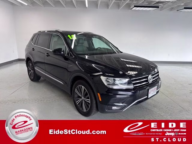 2018 Deep Black Pearl Metallic Volkswagen Tiguan 2.0T SEL AWD SUV