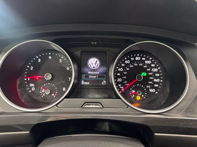2018 Deep Black Pearl Metallic Volkswagen Tiguan 2.0T SEL AWD SUV