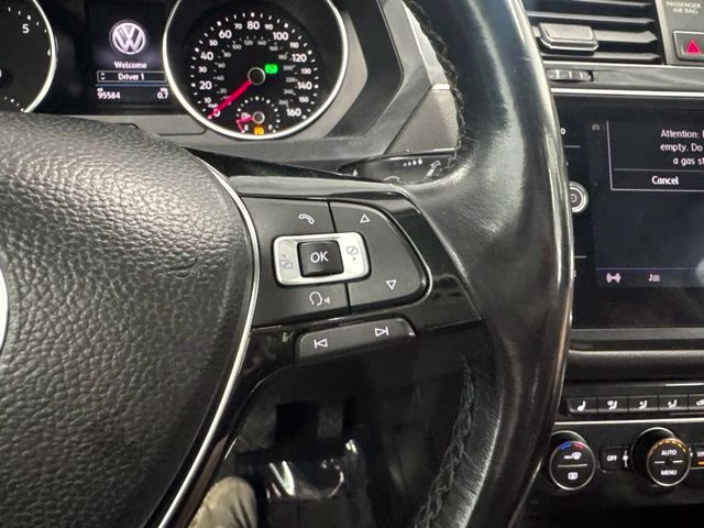 2018 Deep Black Pearl Metallic Volkswagen Tiguan 2.0T SEL AWD SUV