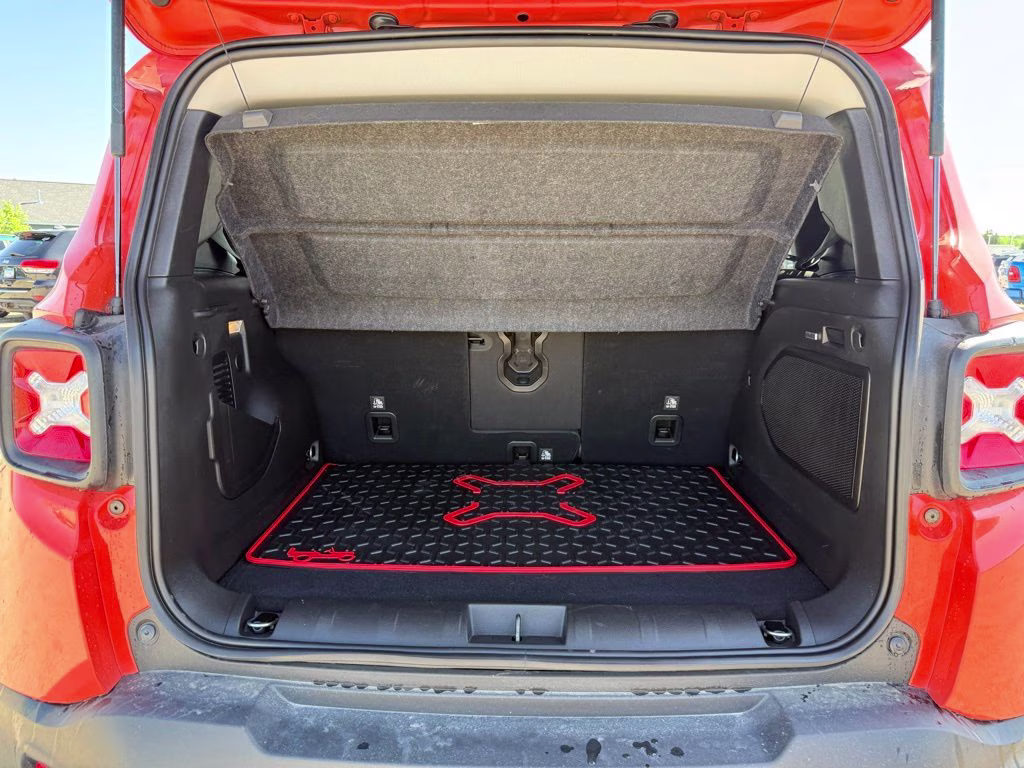 2021 Omaha Orange Clearcoat Jeep Renegade Trailhawk 4X4 SUV
