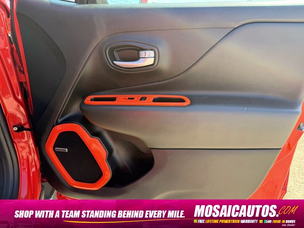 2021 Omaha Orange Clearcoat Jeep Renegade Trailhawk 4X4 SUV