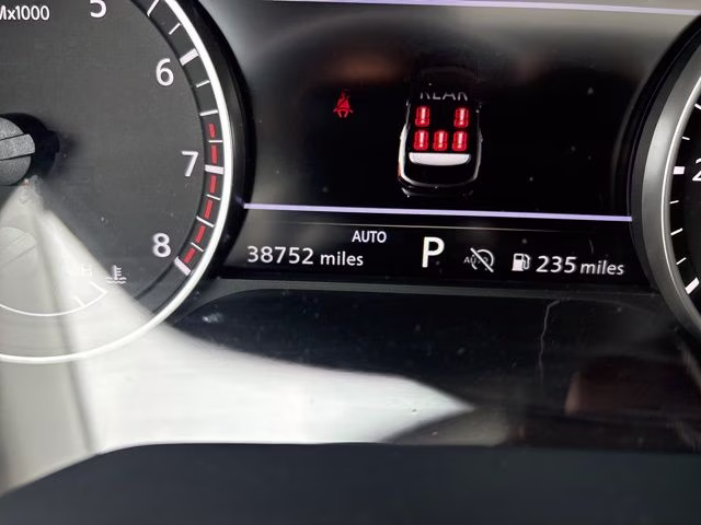 2023 Pearl White Tricoat Nissan Pathfinder SV 4X4 SUV