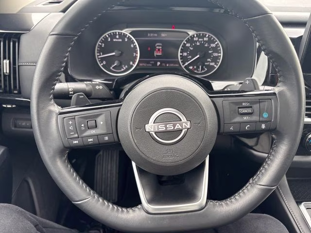 2023 Pearl White Tricoat Nissan Pathfinder SV 4X4 SUV