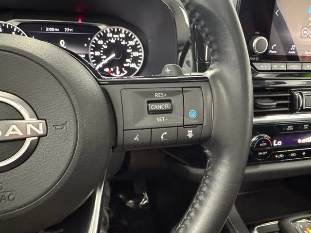 2023 Pearl White Tricoat Nissan Pathfinder SV 4X4 SUV