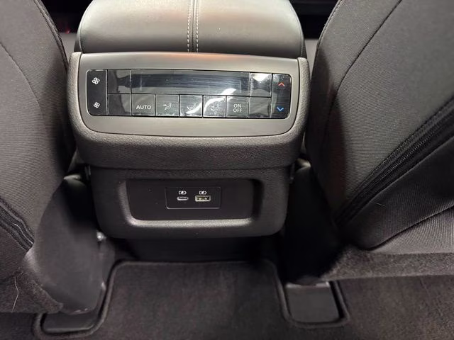 2023 Pearl White Tricoat Nissan Pathfinder SV 4X4 SUV