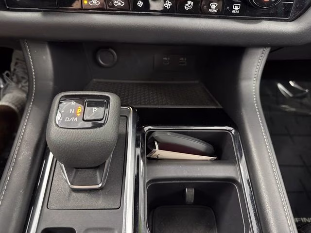 2023 Pearl White Tricoat Nissan Pathfinder SV 4X4 SUV