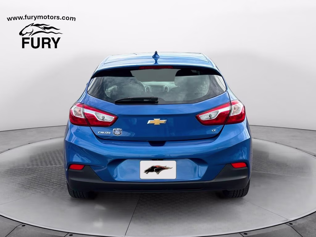 2017 Kinetic Blue Metallic Chevrolet Cruze LT FWD Hatchback