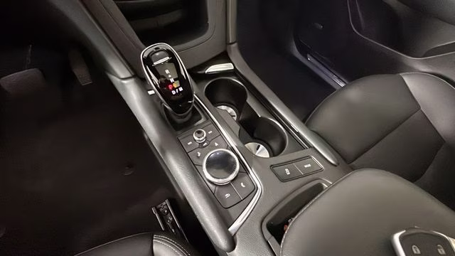 2021 Stellar Black Metallic Cadillac XT5 Premium Luxury FWD SUV