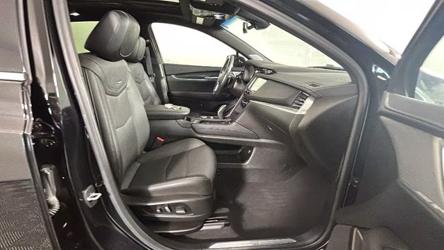 2021 Stellar Black Metallic Cadillac XT5 Premium Luxury FWD SUV
