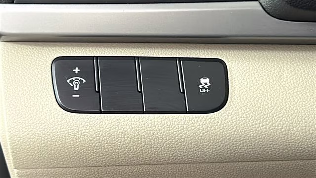2017 Phantom Black Hyundai Elantra SE FWD Sedan