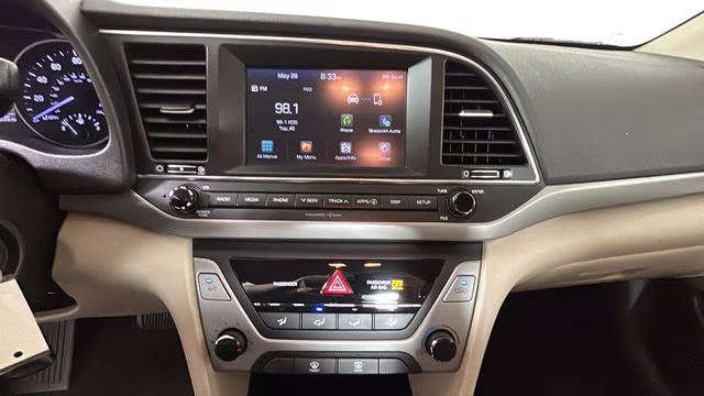 2017 Phantom Black Hyundai Elantra SE FWD Sedan