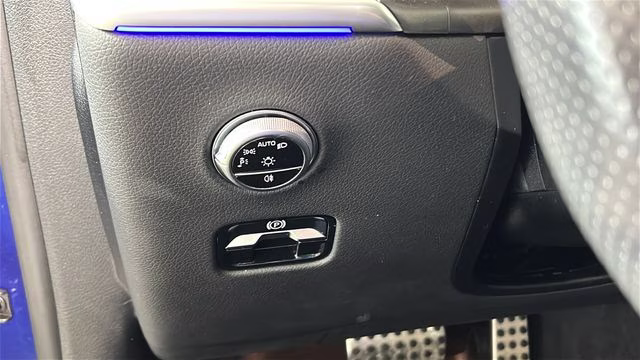 2023 Starling Blue Metallic Mercedes-Benz GLC GLC 300 AWD SUV