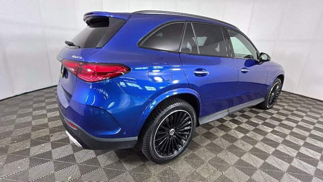 2023 Starling Blue Metallic Mercedes-Benz GLC GLC 300 AWD SUV