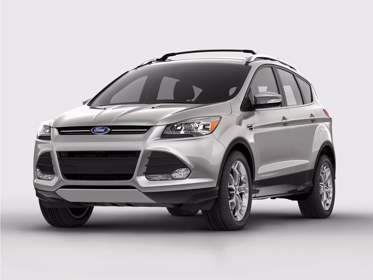 2015 Oxford White Ford Escape S FWD SUV