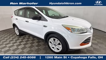 2015 Oxford White Ford Escape S FWD SUV