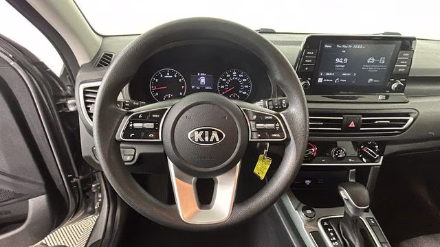 2021 Steel Gray Kia Seltos LX AWD SUV