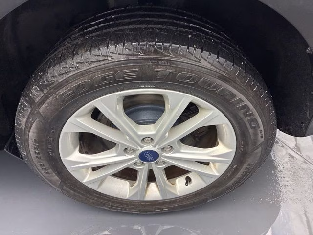 2018 Magnetic Ford Escape SE 4X4 SUV