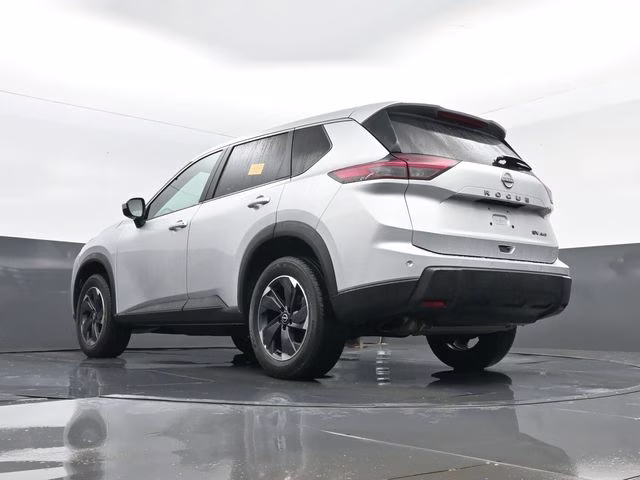 2024 Brilliant Silver Metallic Nissan Rogue SV AWD SUV