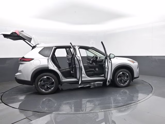 2024 Brilliant Silver Metallic Nissan Rogue SV AWD SUV