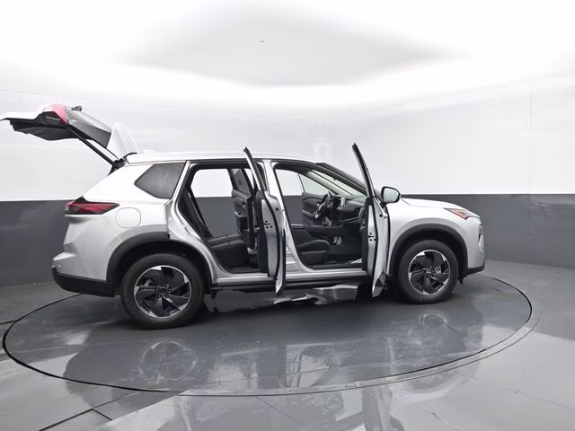 2024 Brilliant Silver Metallic Nissan Rogue SV AWD SUV