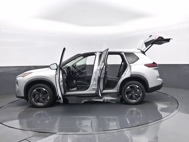2024 Brilliant Silver Metallic Nissan Rogue SV AWD SUV