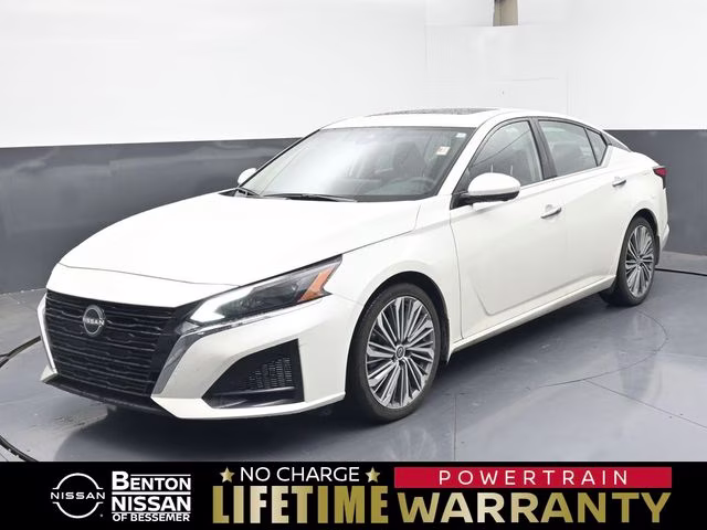 2025 Nissan Altima 2.5 SL's photo