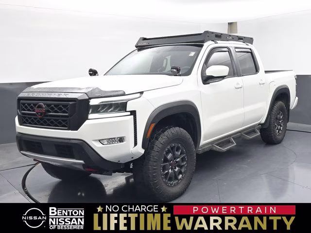 2023 Glacier White Nissan Frontier PRO-4X 4X4 Truck