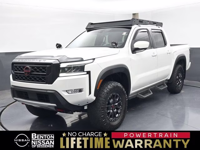 2023 Nissan Frontier PRO-4X Crew Cab 4X4's photo
