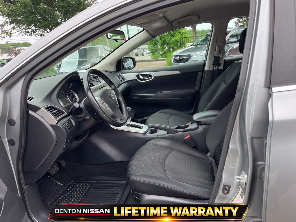 2013 Magnetic Gray Nissan Sentra SR FWD Sedan