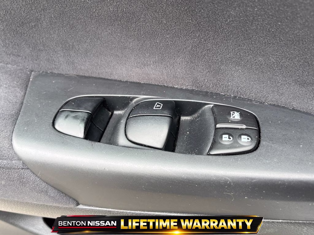 2013 Magnetic Gray Nissan Sentra SR FWD Sedan