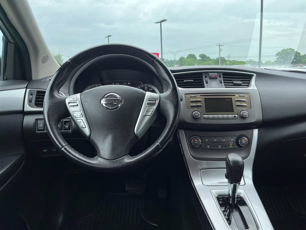 2013 Magnetic Gray Nissan Sentra SR FWD Sedan