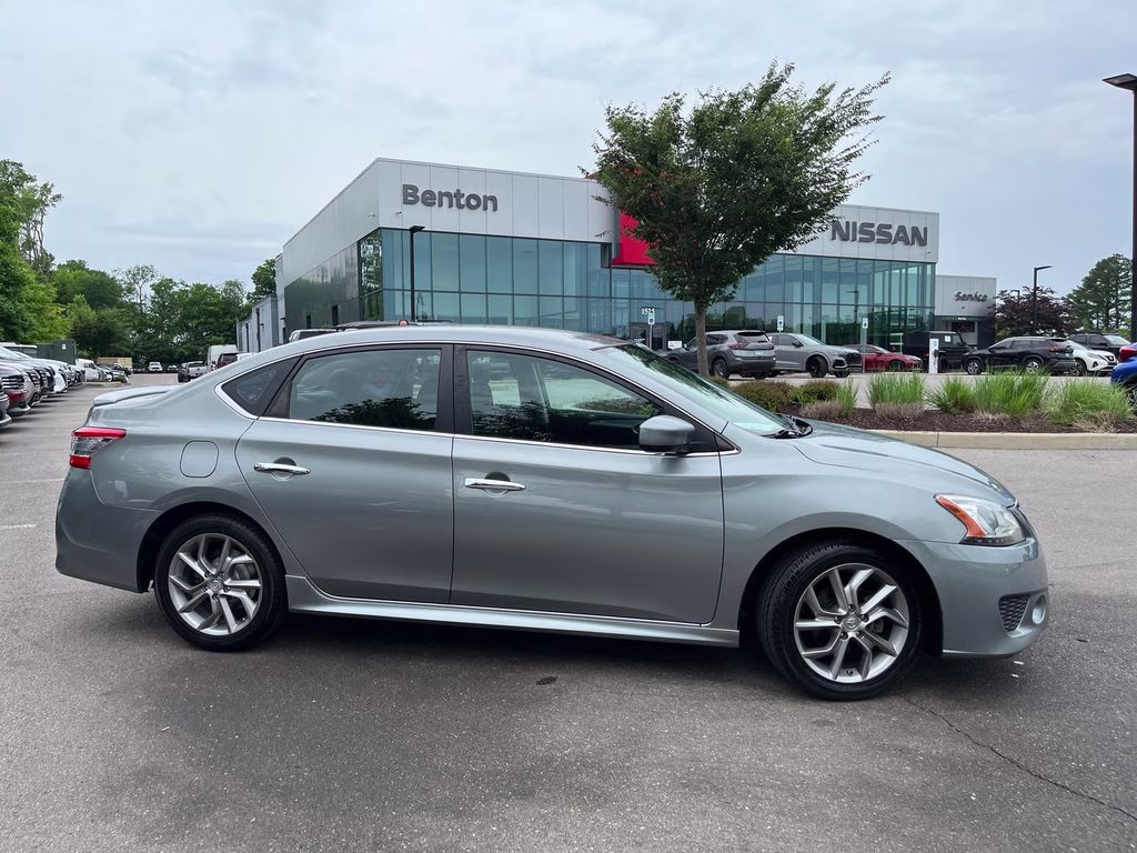 2013 Magnetic Gray Nissan Sentra SR FWD Sedan
