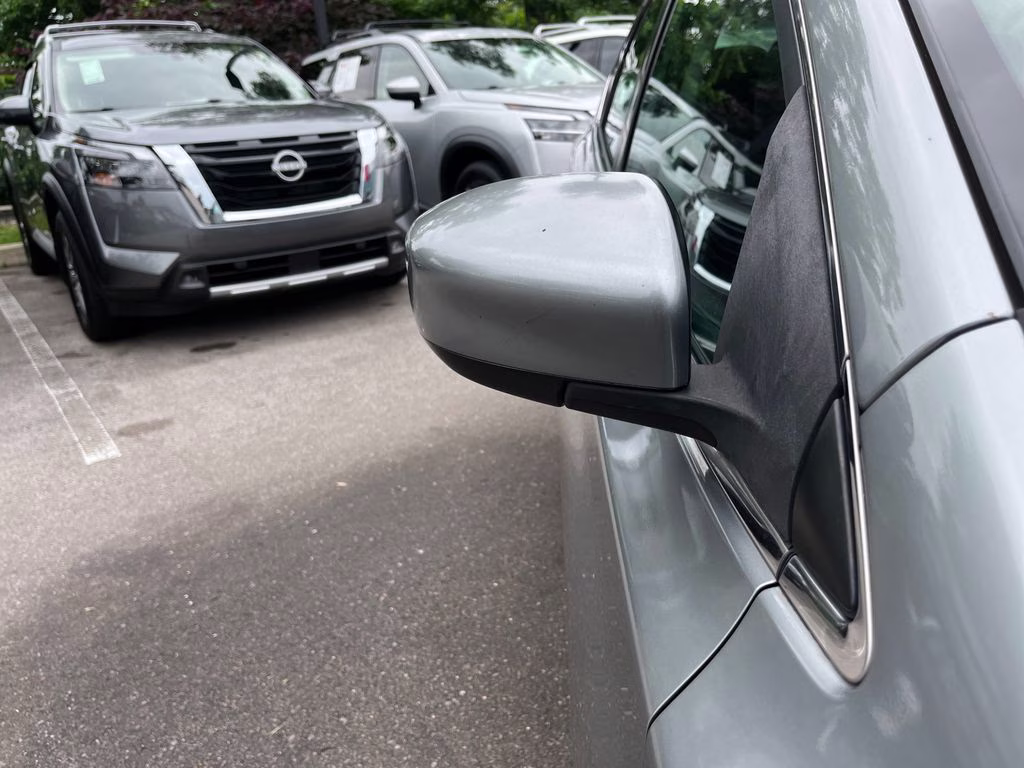 2013 Magnetic Gray Nissan Sentra SR FWD Sedan