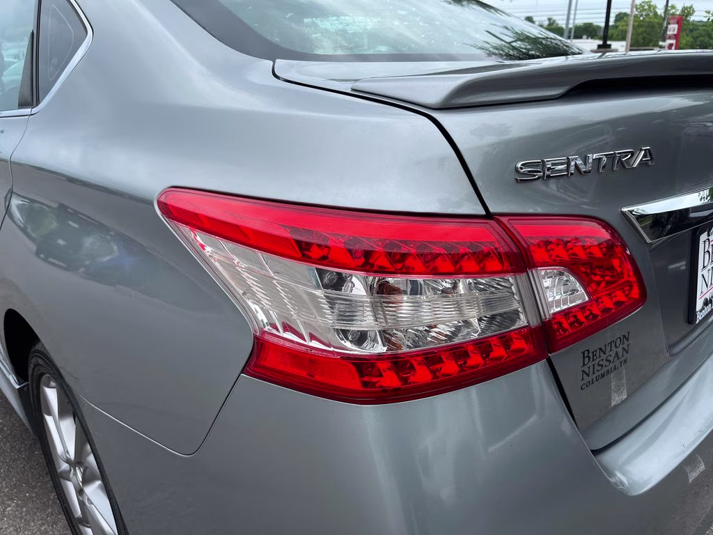 2013 Magnetic Gray Nissan Sentra SR FWD Sedan