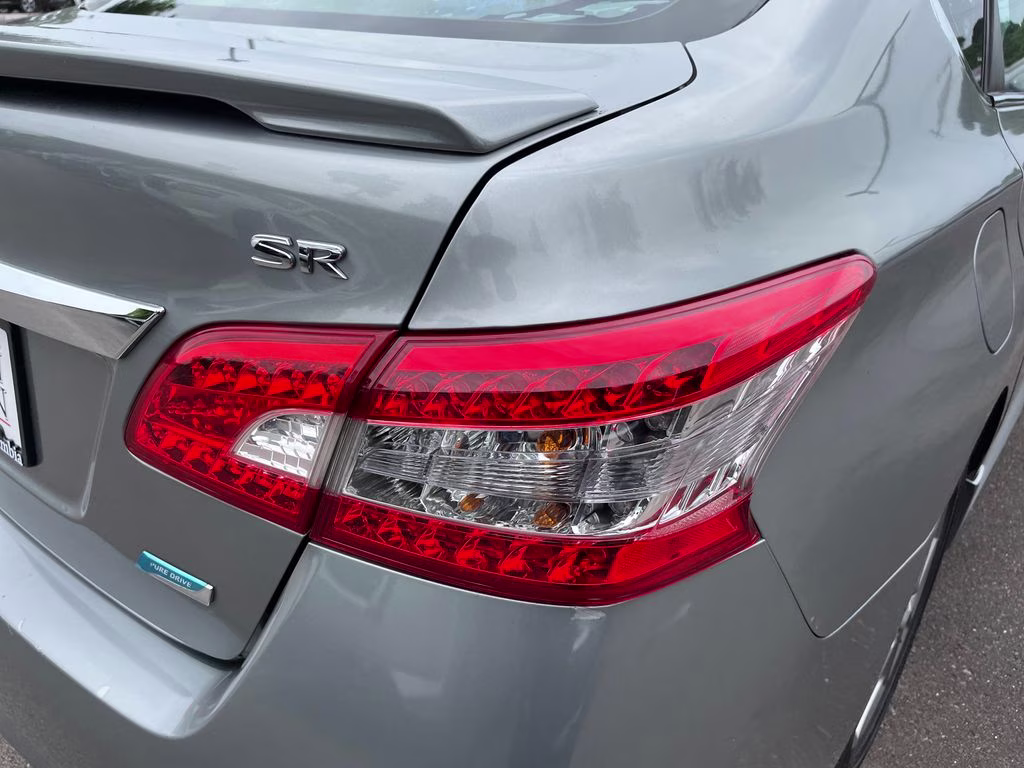 2013 Magnetic Gray Nissan Sentra SR FWD Sedan