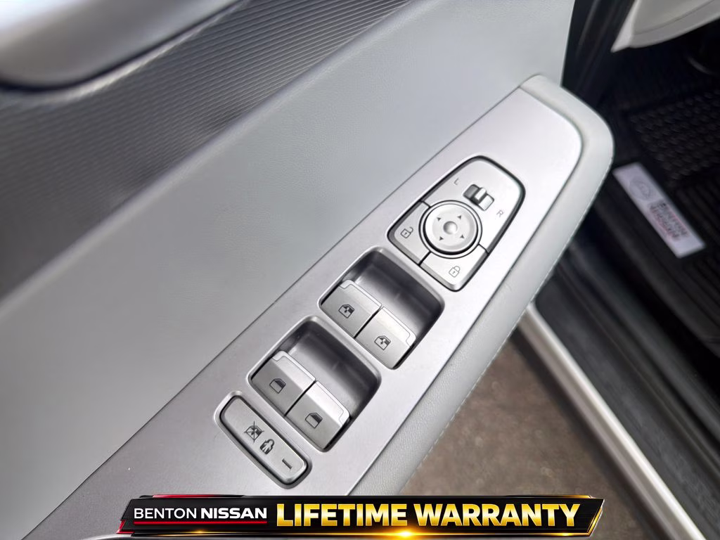 2021 Typhoon Silver Hyundai Palisade SEL FWD SUV