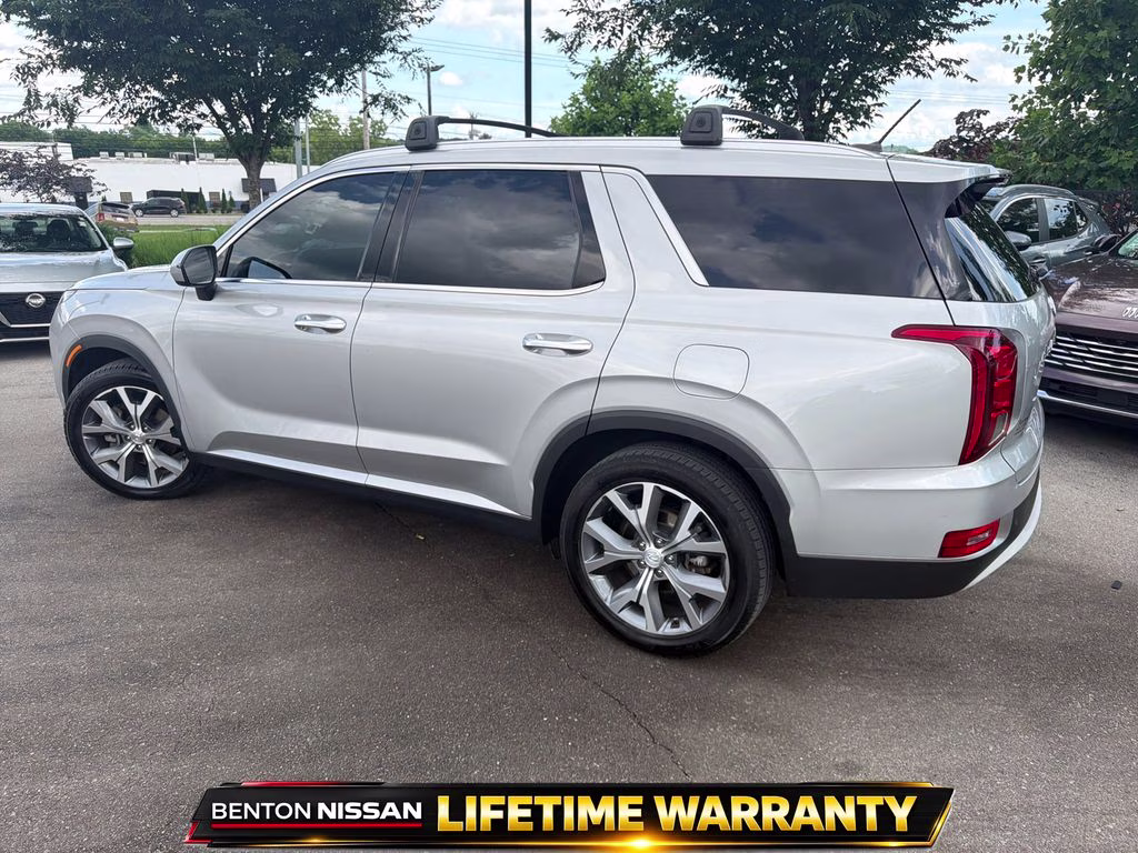 2021 Typhoon Silver Hyundai Palisade SEL FWD SUV