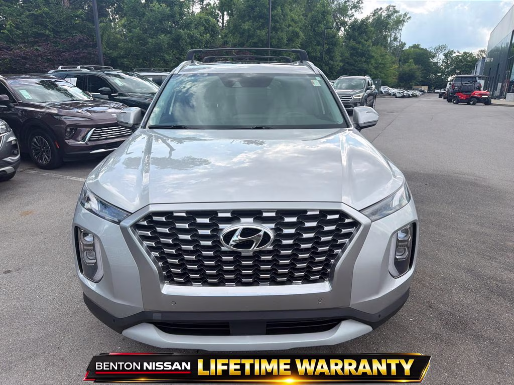 2021 Typhoon Silver Hyundai Palisade SEL FWD SUV