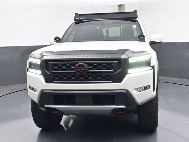2023 Glacier White Nissan Frontier PRO-4X 4X4 Truck